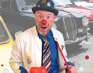 Oldtimer-Rallye mit Clownsbesuch